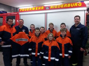 Jugendfeuerwehr-neue Jacken